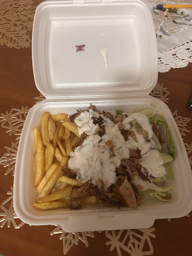 Opinii despre City Gyros în Jászberény - Vendéglátás