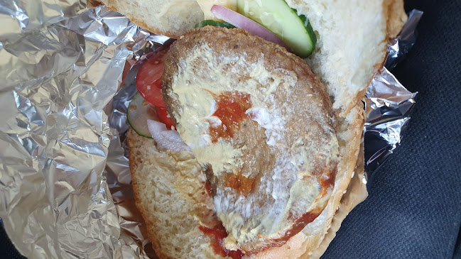 Csülök By Oli - Vendéglátás