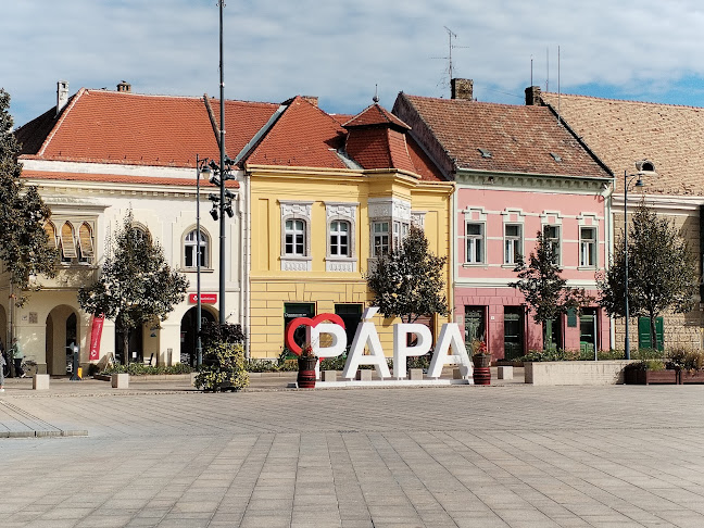 Pápa, Fő tér 21, 8500