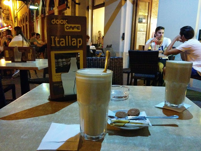 Comentarii opinii despre Dock Cafe