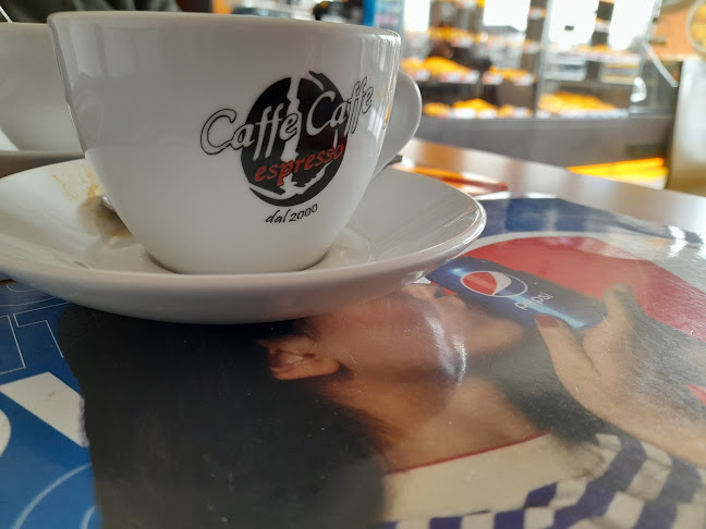 Opinii despre Fornetti - Buszállomás în Kecskemét - Vendéglátás