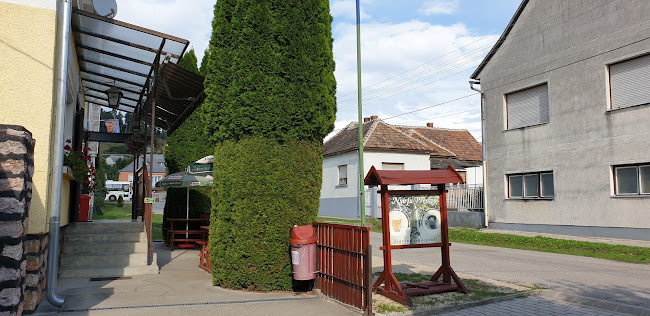 Opinii despre Nyírfa Presszó în Bakonybél - Vendéglátás