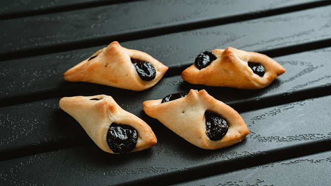 Comentarii opinii despre Vanda Pékség és Kávézó