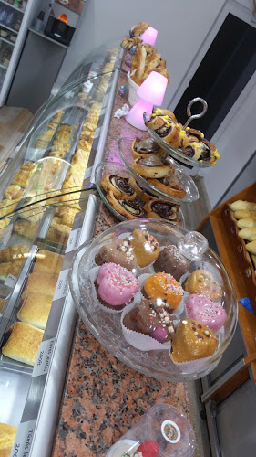 Opinii despre Európa Pékség în Győr - Vendéglátás