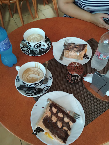 Comentarii opinii despre Sweet-Ice Bt. - Bayer Cukrászda