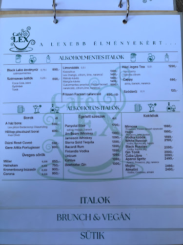 Szentendre, Alkotmány u. 5, 2000