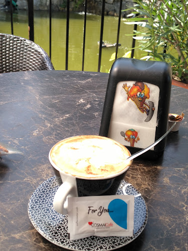 Comentarii opinii despre Tácsik Pékség-Cukrászda