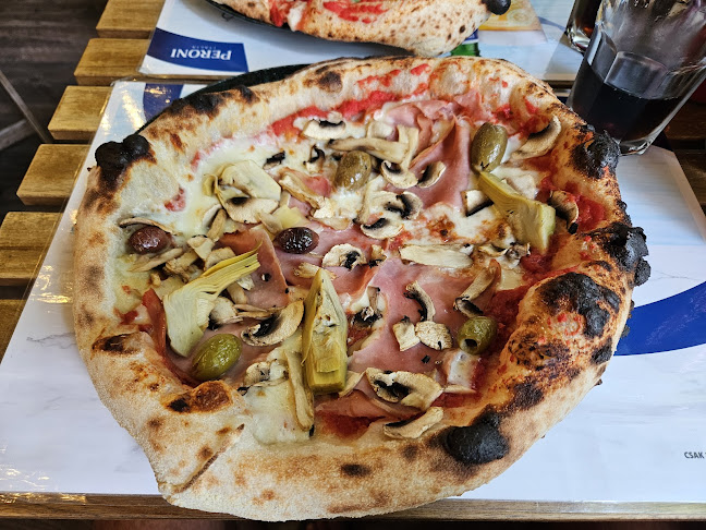 La Piccola Napoli pizzéria - Budapest