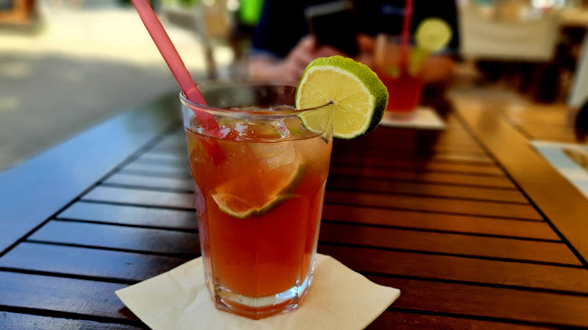 Comentarii opinii despre Fun Bungee Pub