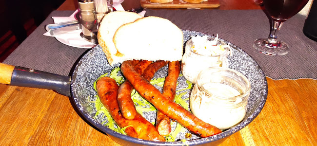 EXTRA Budapest - Brunch Bar Club - Budapest