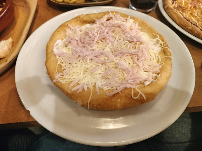 Budapest, Dob u. 2, 1072