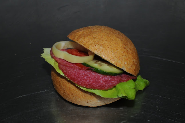 Opinii despre Színes Depo Gyorsétterem în Budapest - Vendéglátás