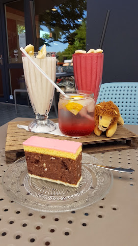 Comentarii opinii despre Lipóti pékség és kávézó