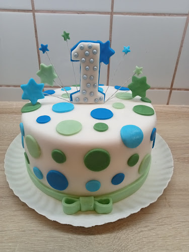 Monka Meseboltja - Vendéglátás