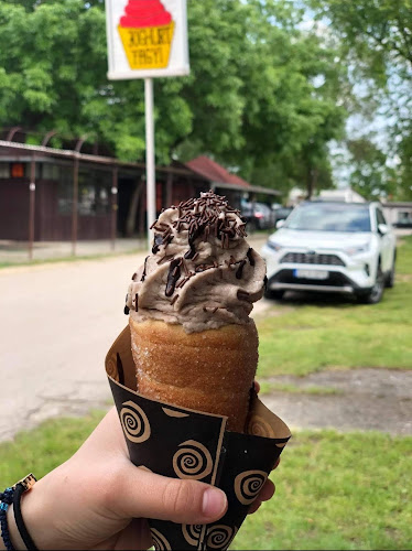 Retro Joghurtéria - Vendéglátás