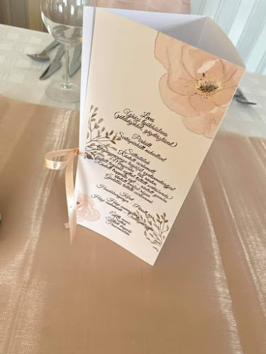 Kastélydomb Kávézó Étterem - Vendéglátás