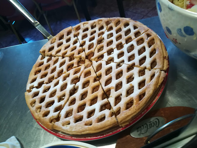 Comentarii opinii despre Svédasztalos étterem és Pizzaház pizzéria