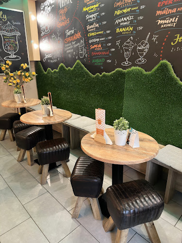 Opinii despre Napsugár Fagyizó în Vác - Vendéglátás