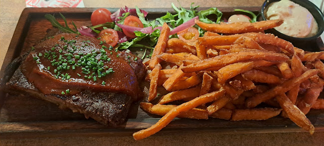 Comentarii opinii despre Fat Mama