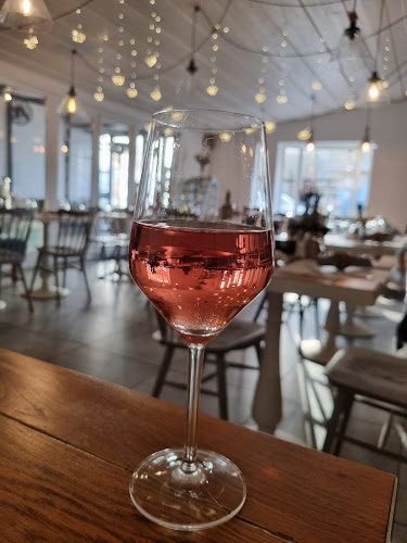 Opinii despre Kiscsillag Étterem în Budapest - Vendéglátás