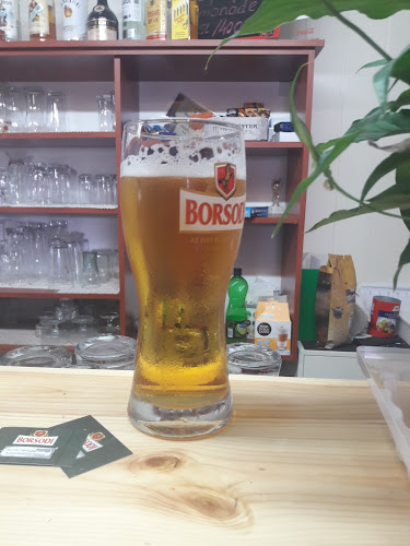 Struccos Söröző Fagyizó Lottózó