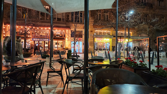 Starbucks Egyetem tér