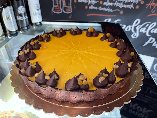 Tiszafüred, Fő u. 1, 5350