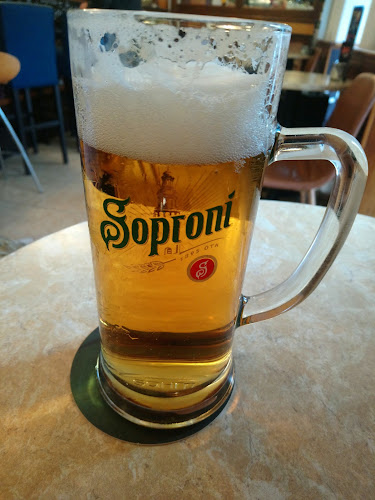 Arcus Kávézó - Vendéglátás