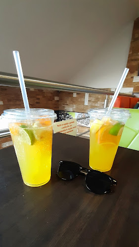 Comentarii opinii despre Hamburger Bár