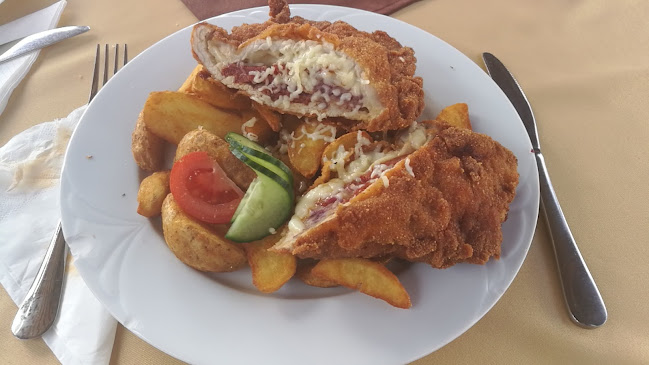 Tarka Kakas - Magyarpolány