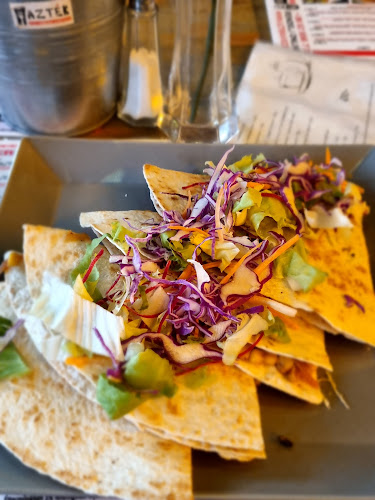 Comentarii opinii despre Azték Kávézó