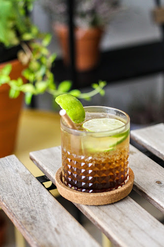 Modam Specialty Coffee & Store - Vendéglátás