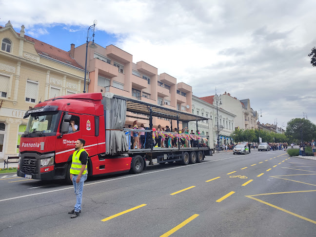 Comentarii opinii despre Muskátli Cafe