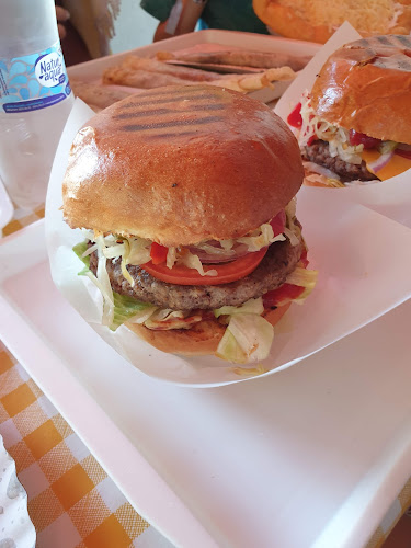 Comentarii opinii despre Tündérkert Büfé és Étkezde