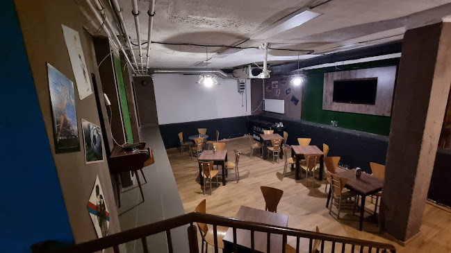 Opinii despre 2-ES PUB // Bowling // Koncertek în Nyírbátor - Vendéglátás