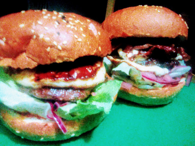 Comentarii opinii despre Guruló Büfé