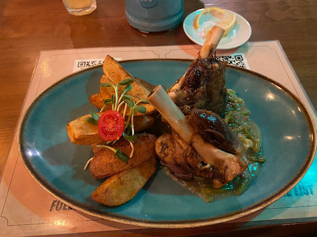 B&W Fagyi Terasz - Vendéglátás