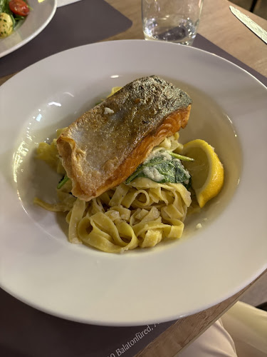 Balatonfüred, Aranyhíd stny. 6, 8230