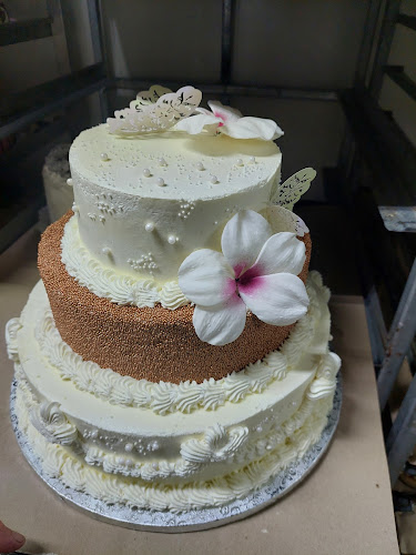 Kazincbarcika, Szent István tér 6, 3700