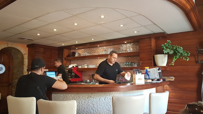 Pizza Via - Vendéglátás