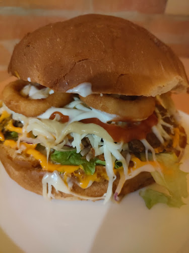 Opinii despre Gyros Faló în Jászberény - Vendéglátás