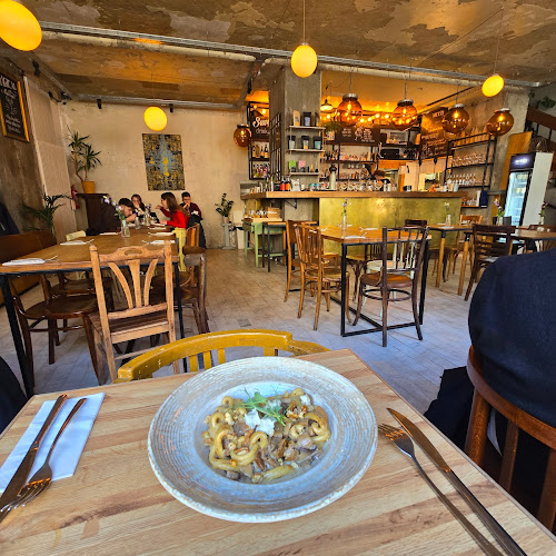 MITZI – Kávé, Konyha, Bár - Vendéglátás