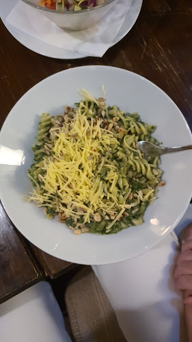 Comentarii opinii despre Kozmosz Vegán Étterem