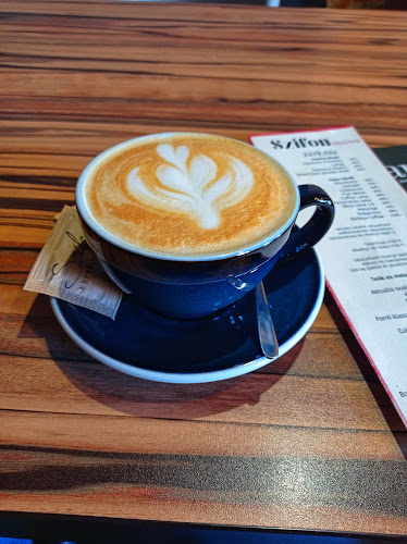 Nyíregyháza, Kossuth tér 1, 4400