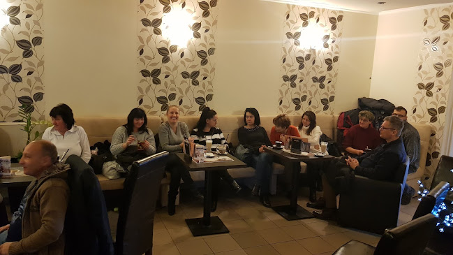 Opinii despre Royal Cafe & Bar în Nagykáta - Vendéglátás