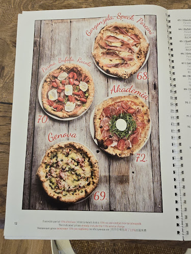 Budapest, Szent István tér 12, 1051