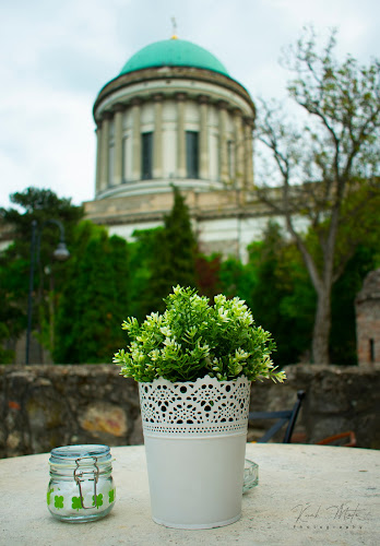 Comentarii opinii despre Rondella Kávézó