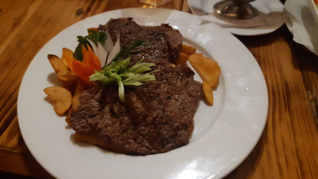 Katlan Borozó - Vendéglátás