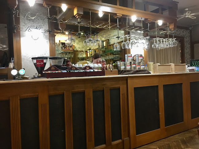 Opinii despre Kapos Kávéház în Kaposvár - Vendéglátás