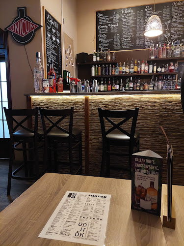 Thália Söröző - Vendéglátás